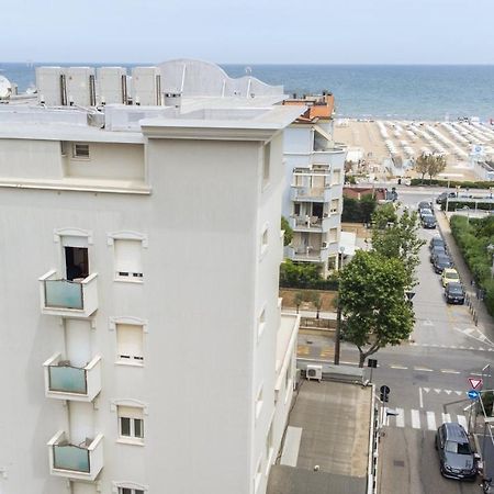 Hotel Rex Rimini Bagian luar foto