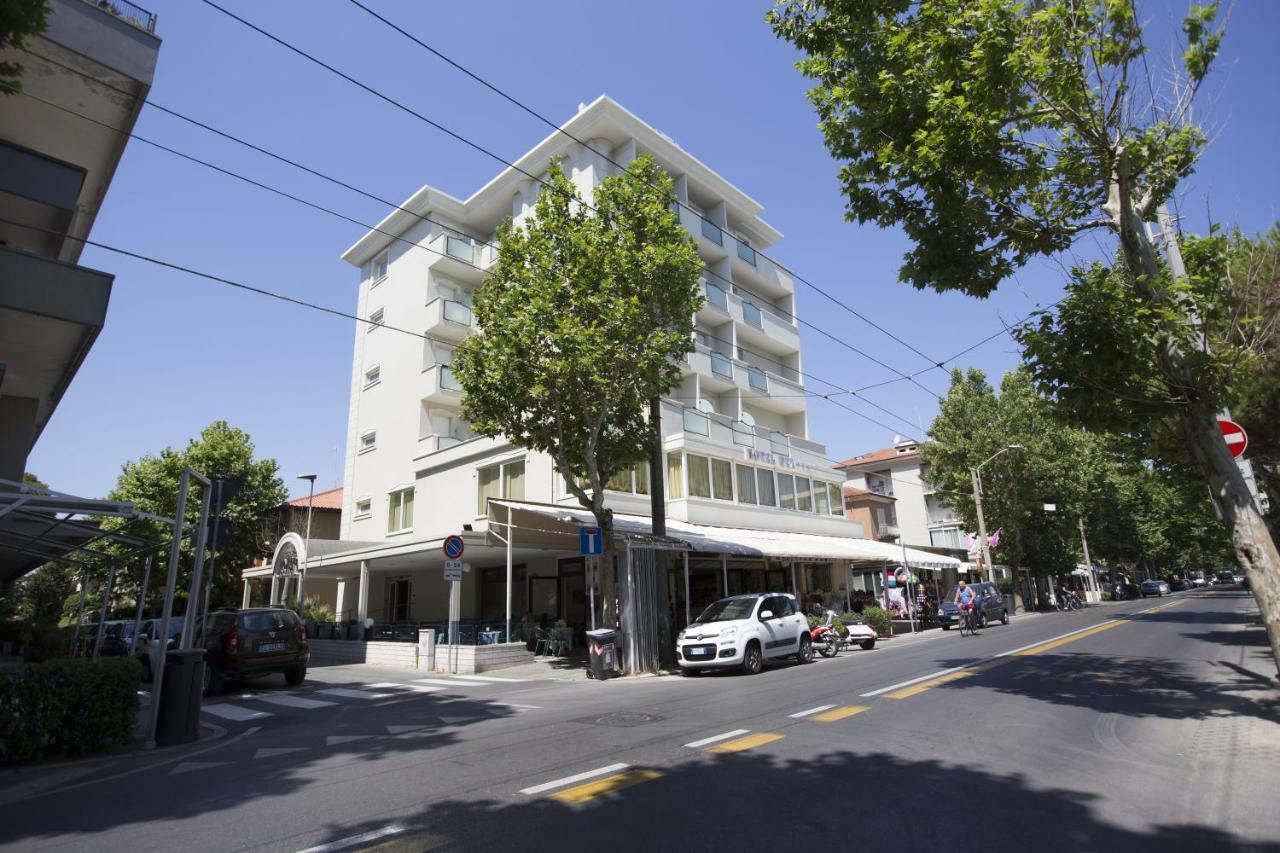 Hotel Rex Rimini Bagian luar foto